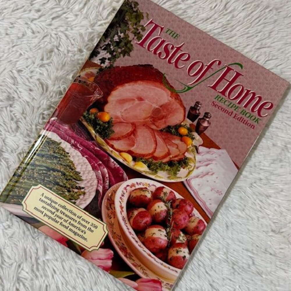 Vintage 1996 Tast of Home Hardcover Recipe Book Second Edition